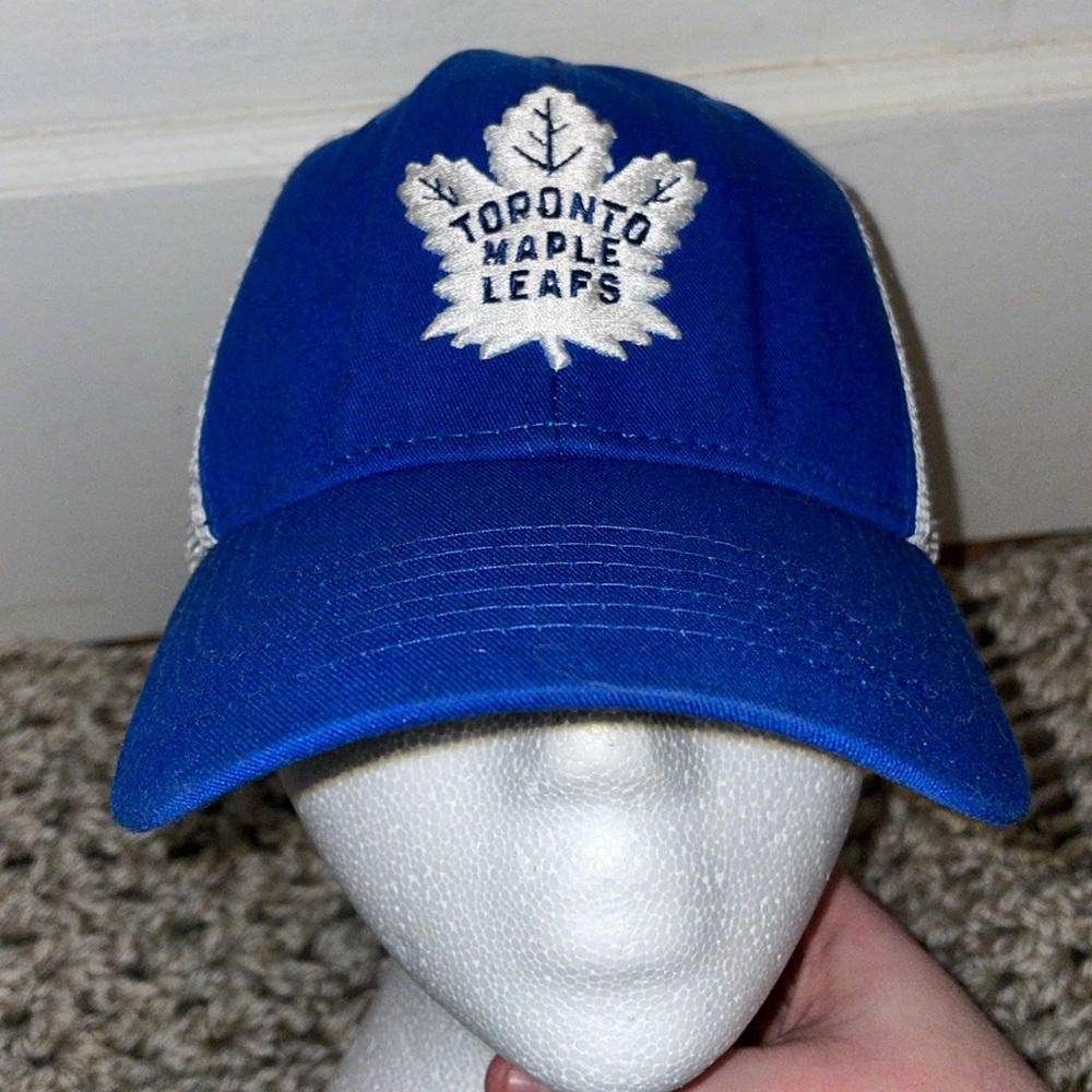 Toronto Maple Leafs Fanatics slouch trucker cap logo adjustable hat